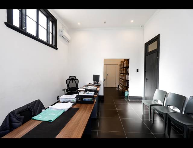 265M² BUILDING FOR SALE IN MUSGRAVE